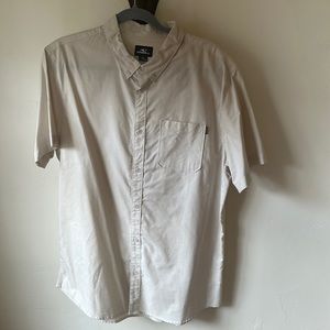 Men’s O’Neil button up great condition.